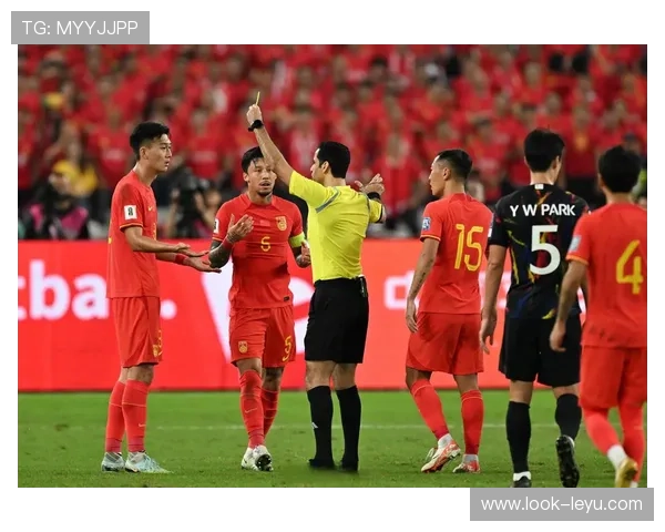 中国足球队迎战强敌备战世界杯预选赛全力冲刺争取出线资格