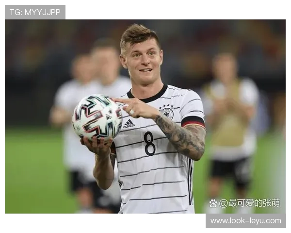 欧洲劲旅激战连连，最新转会与赛季表现引球迷热议